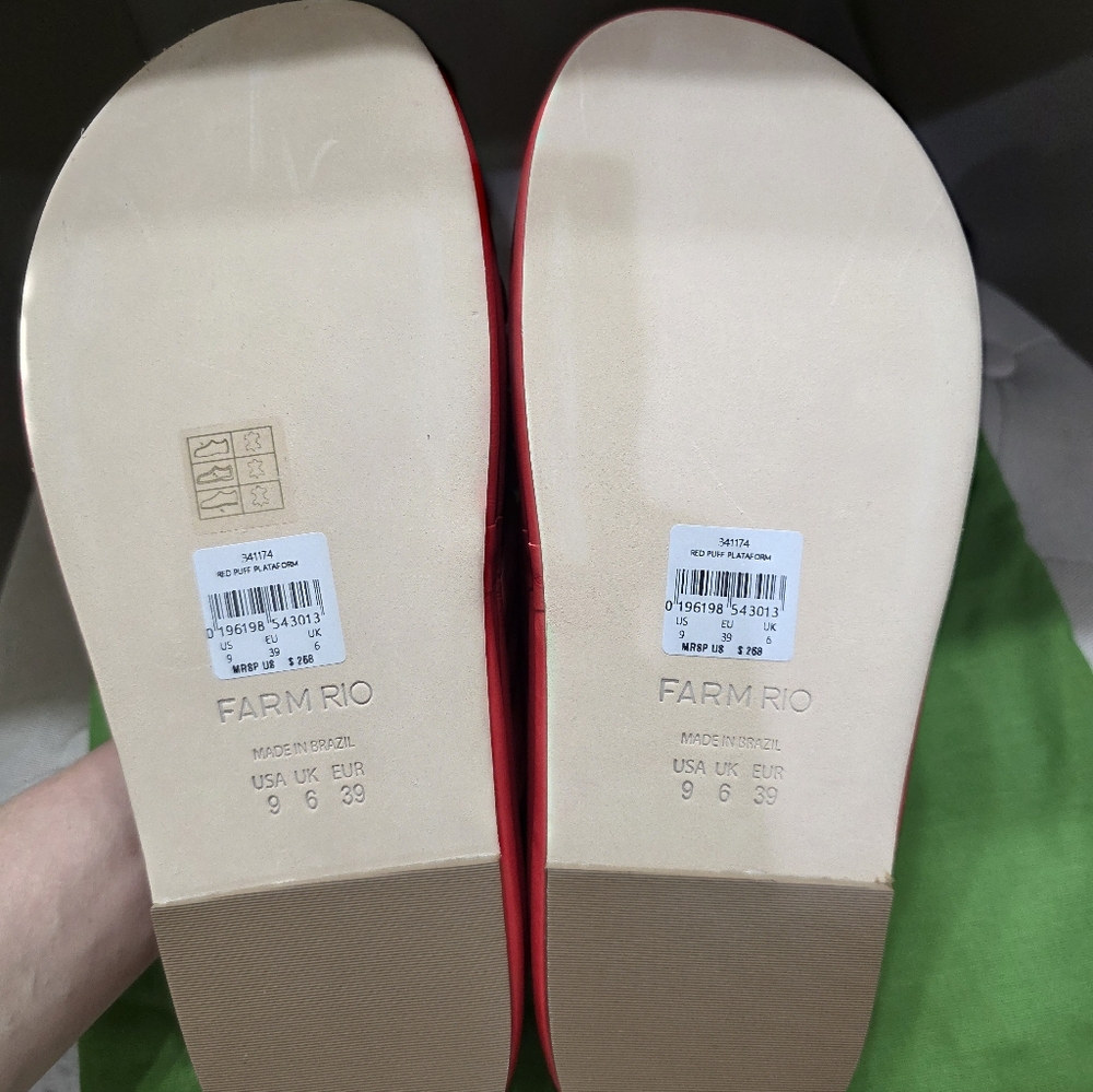 Red Puff Platform Sandal - Picture 10 of 10